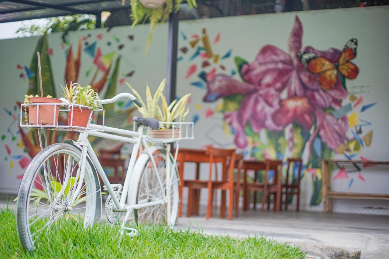 Country Club Eco Casajardin Hotel Moyobamba Exterior photo